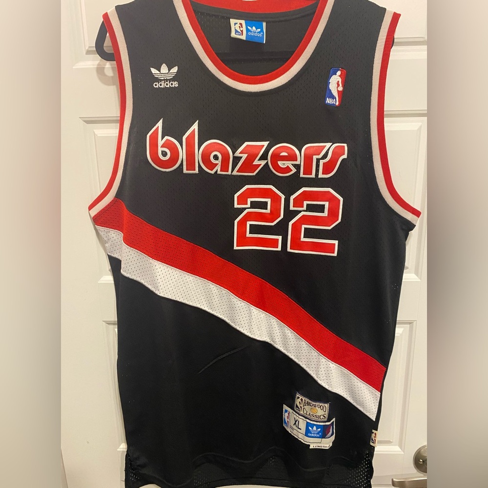Clyde Drexler 2000’s style Jersey Size XL Portland Trail Blazers